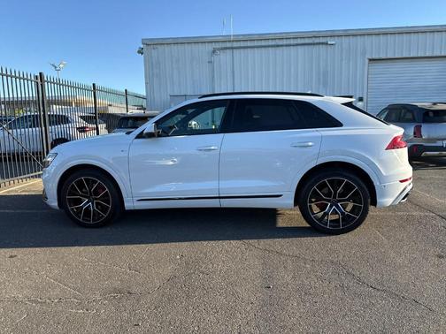 2019 Audi Q8 Prestige