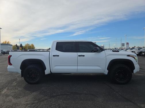 Ice 2023 Toyota Tundra Hybrid TRD Pro
