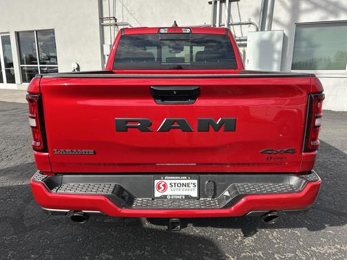 Molten Red Pearlcoat 2026 RAM 1500 Laramie