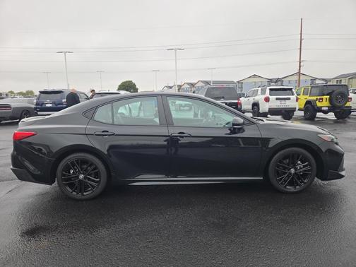 Midnight Black Metallic 2025 Toyota Camry SE