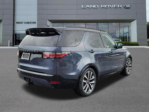 Varesine Blue 2024 Land Rover Discovery P360 Dynamic SE
