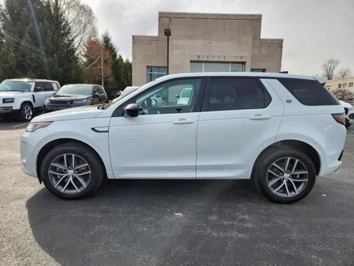 2024 Land Rover Discovery Sport Core S
