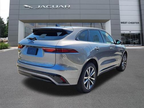 2025 Jaguar F-PACE P250 R-Dynamic S