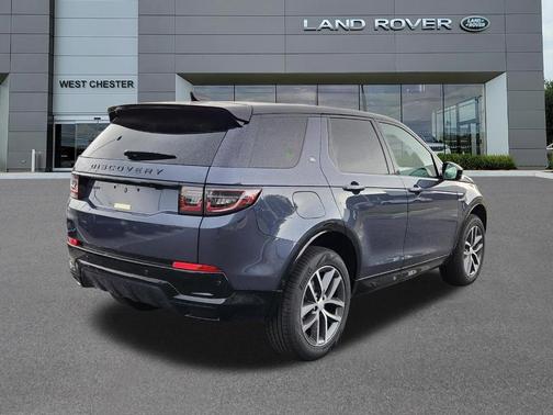 Varesine Blue 2026 Land Rover Discovery Sport LANDMARK