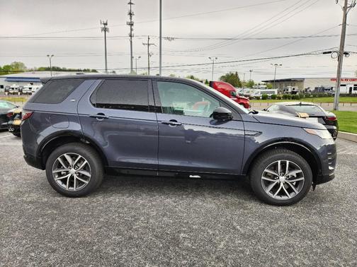 Varesine Blue 2026 Land Rover Discovery Sport LANDMARK