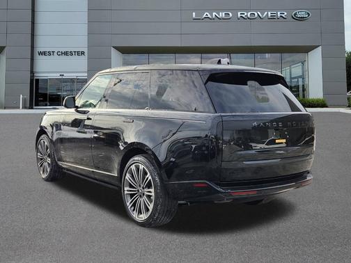 2025 Land Rover Range Rover P400 SE
