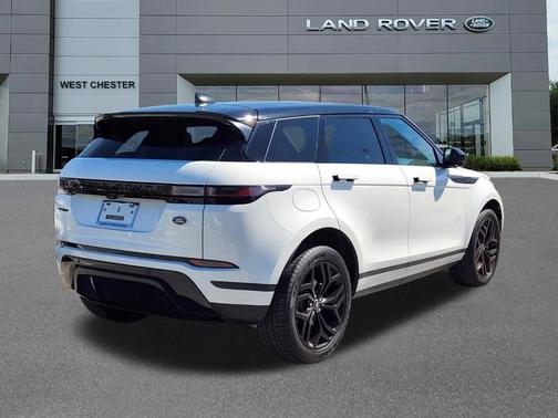 Fuji White 2022 Land Rover Range Rover Evoque SE
