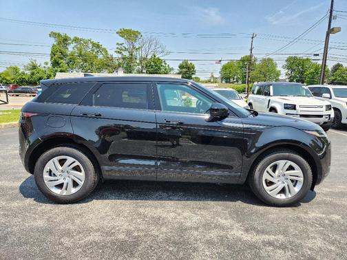 2024 Land Rover Range Rover Evoque Core S