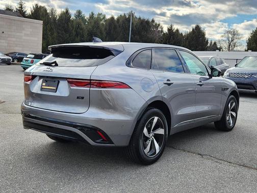 2026 Jaguar F-PACE P250 R-Dynamic S