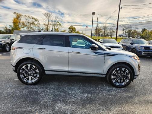 2025 Land Rover Range Rover Evoque Core S