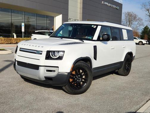 Fuji White 2023 Land Rover Defender S