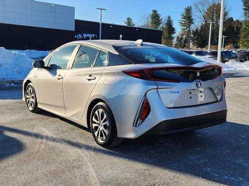 2022 Toyota Prius Prime XLE