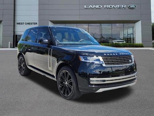 Santorini Black 2025 Land Rover Range Rover P400 SE