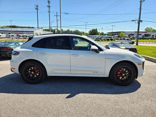 White 2021 Porsche Macan GTS