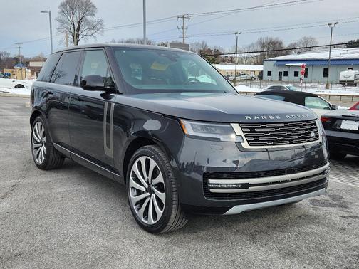 2026 Land Rover Range Rover P530 SE