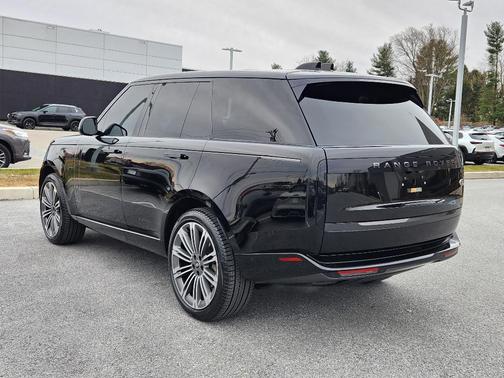 2023 Land Rover Range Rover P400 SE