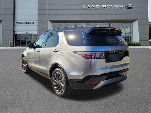 Eiger Grey 2026 Land Rover Discovery Dynamic SE