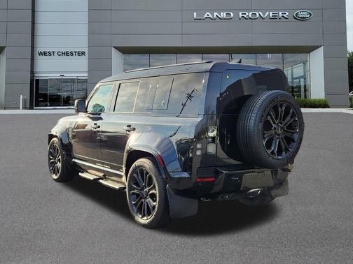 2026 Land Rover Defender 