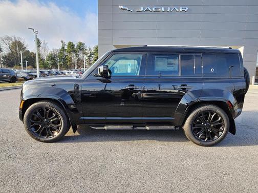 2026 Land Rover Defender 