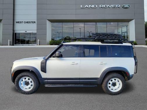 2024 Land Rover Defender P300