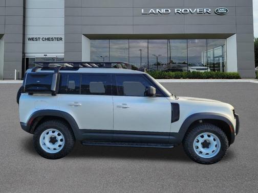 2024 Land Rover Defender P300