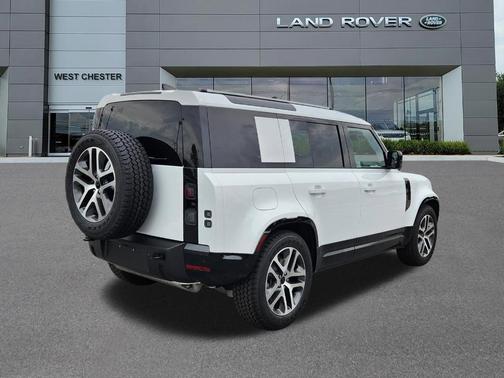 Fuji White 2026 Land Rover Defender P400 X-Dynamic SE