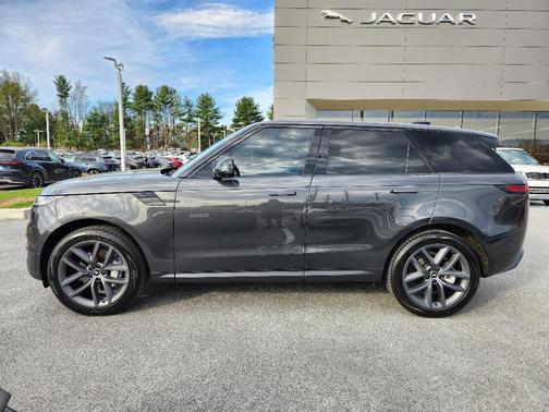 2025 Land Rover Range Rover Sport P360 SE