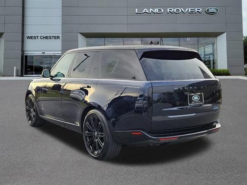 2024 Land Rover Range Rover P530 SE