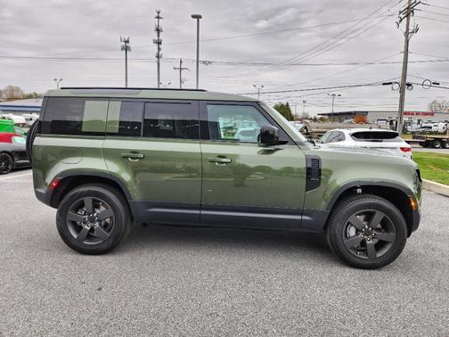 2026 Land Rover Defender 110 S