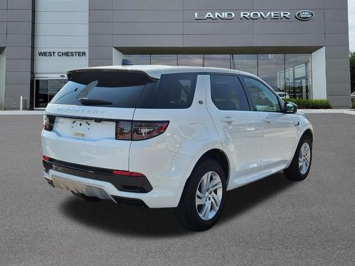 Fuji White 2025 Land Rover Discovery Sport S