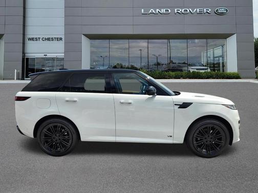 Fuji White 2026 Land Rover Range Rover Sport P530 Dynamic SE