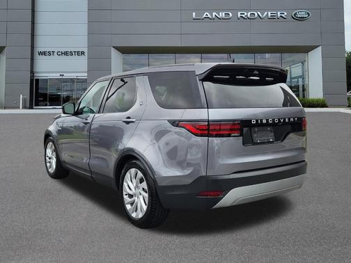 2024 Land Rover Discovery P300 S