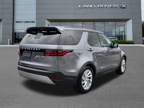 2024 Land Rover Discovery P300 S