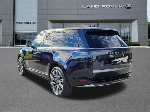 2024 Land Rover Range Rover P530 SE