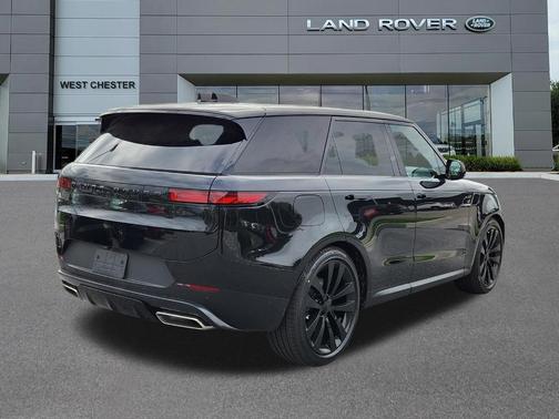 Santorini Black 2026 Land Rover Range Rover Sport SE