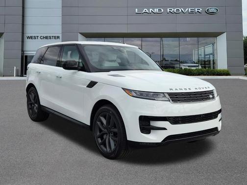 Fuji White 2026 Land Rover Range Rover Sport SE