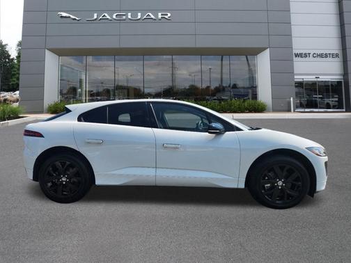 Fuji White 2024 Jaguar I-PACE EV400 R-Dynamic HSE