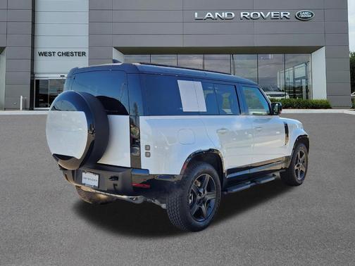 Fuji White 2026 Land Rover Defender 110 X-Dynamic SE