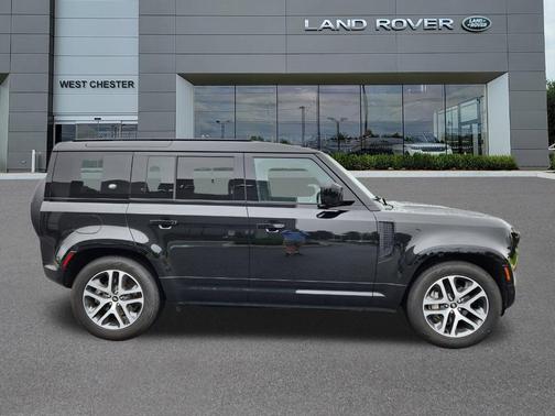 2024 Land Rover Defender P400 X-Dynamic SE