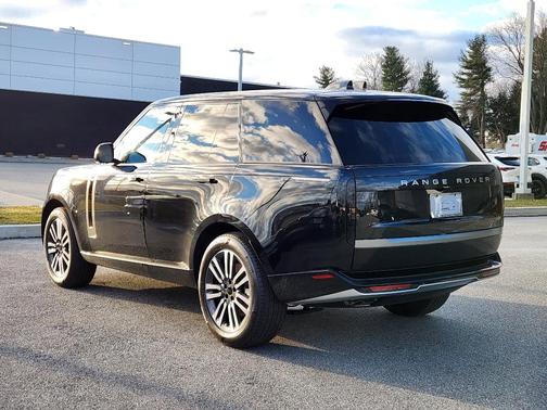 2026 Land Rover Range Rover SE