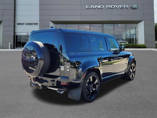 Santorini Black 2026 Land Rover Defender 110 X-Dynamic SE