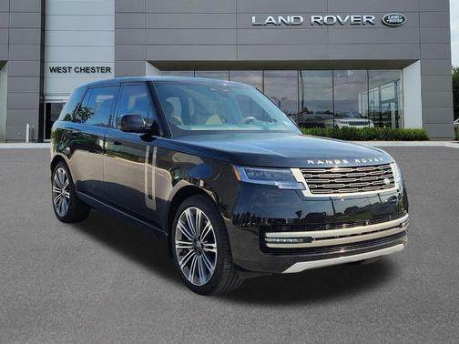 Santorini Black 2025 Land Rover Range Rover P530 SE 7 Seat