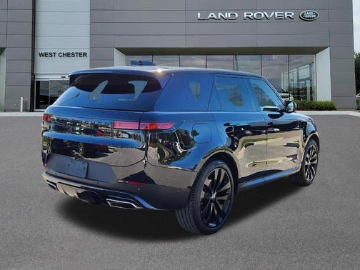 2024 Land Rover Range Rover Sport SE