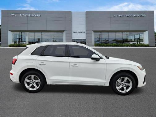 Ibis White 2023 Audi Q5 40 Premium