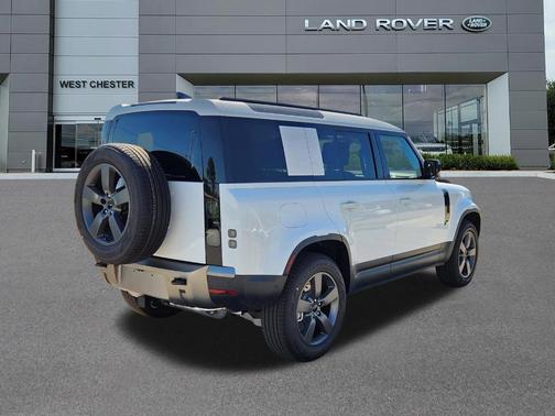 Fuji White 2026 Land Rover Defender P300 S