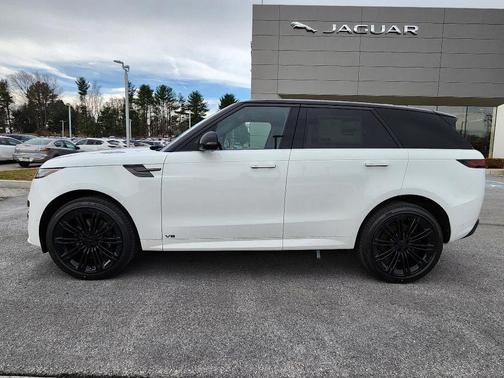 2026 Land Rover Range Rover Sport P530 Dynamic SE