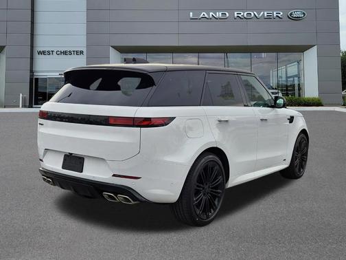 2026 Land Rover Range Rover Sport P530 Dynamic SE