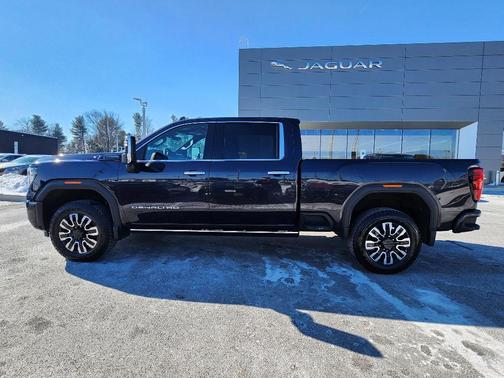 2024 GMC Sierra 2500 Denali Ultimate