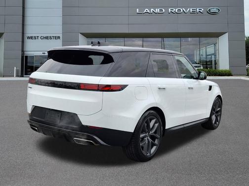2024 Land Rover Range Rover Sport SE