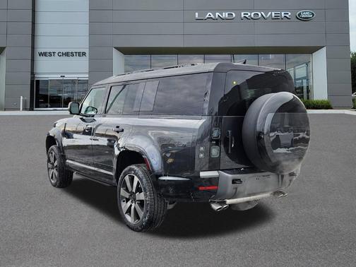 2026 Land Rover Defender 
